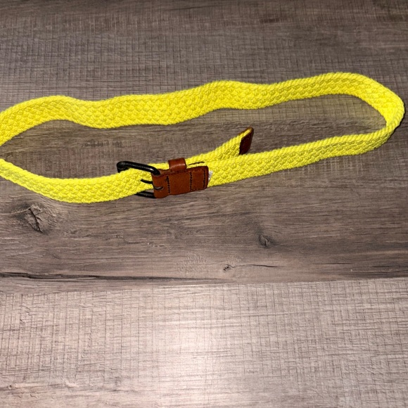 Hollister belt lime green cloth - Picture 2 of 2